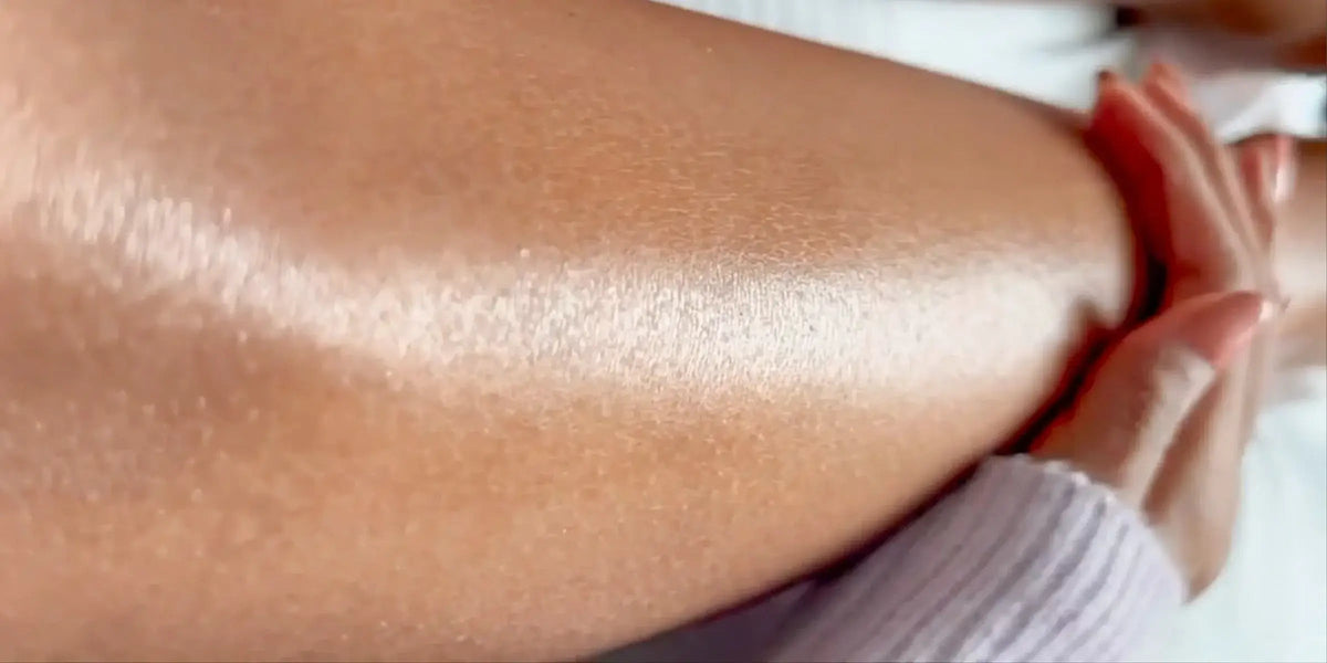 Haut nach regelmäßiger Anwendung des Kōji Peeling-Handtuchs – glatt und strahlend